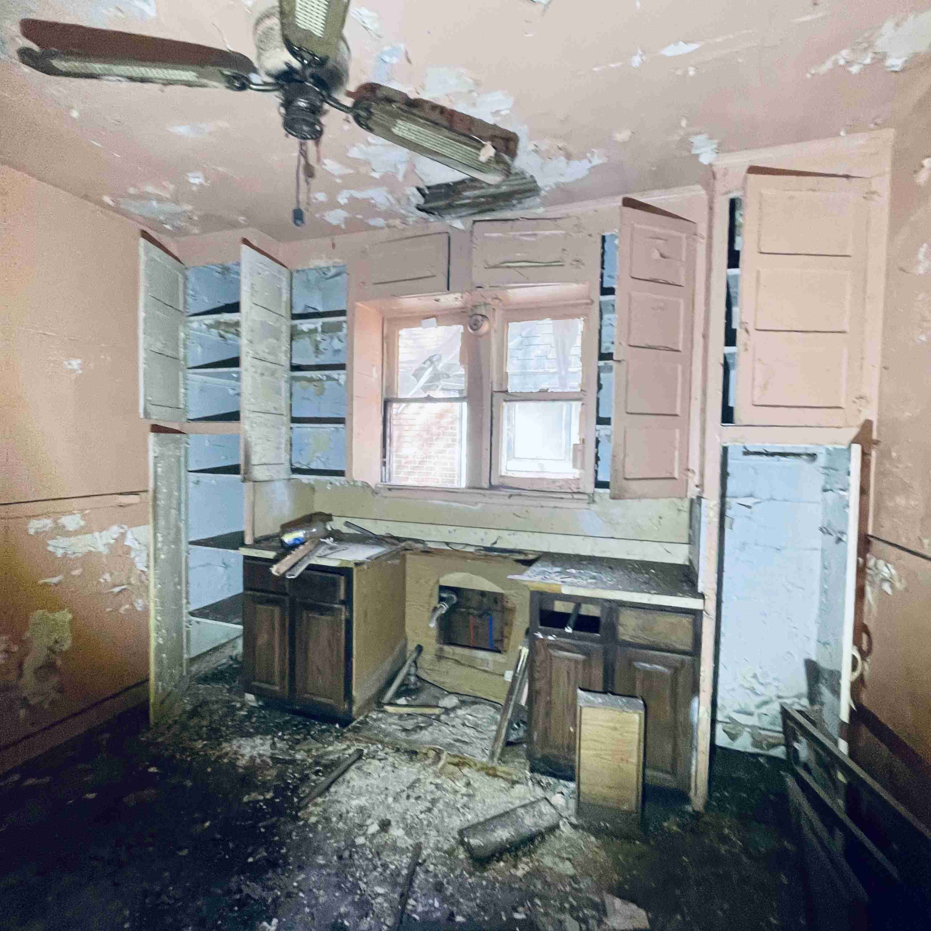 2638 Glendale (40).jpg